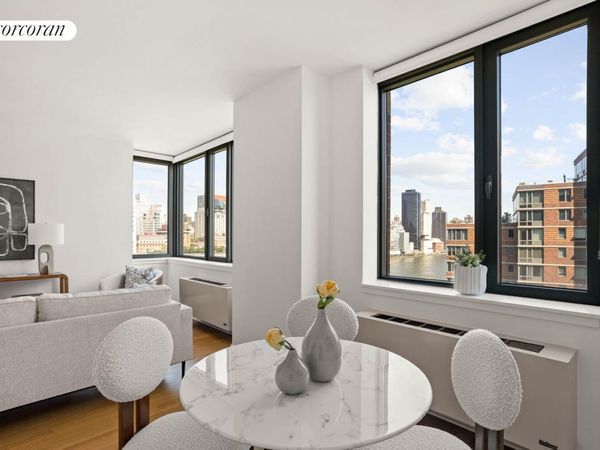 425 MAIN Street, Unit 14C, Manhattan, NY 10044