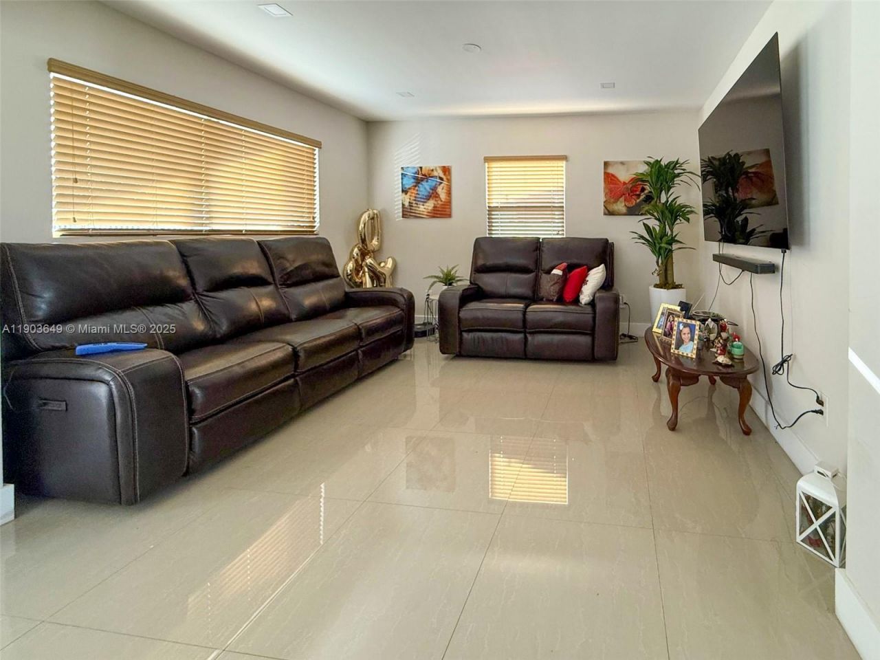 1545 NW 85th St, Miami, FL 33147 Photo