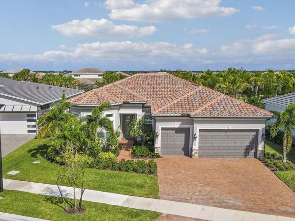 10815 Stellar Circle, Palm Beach Gardens, FL 33412