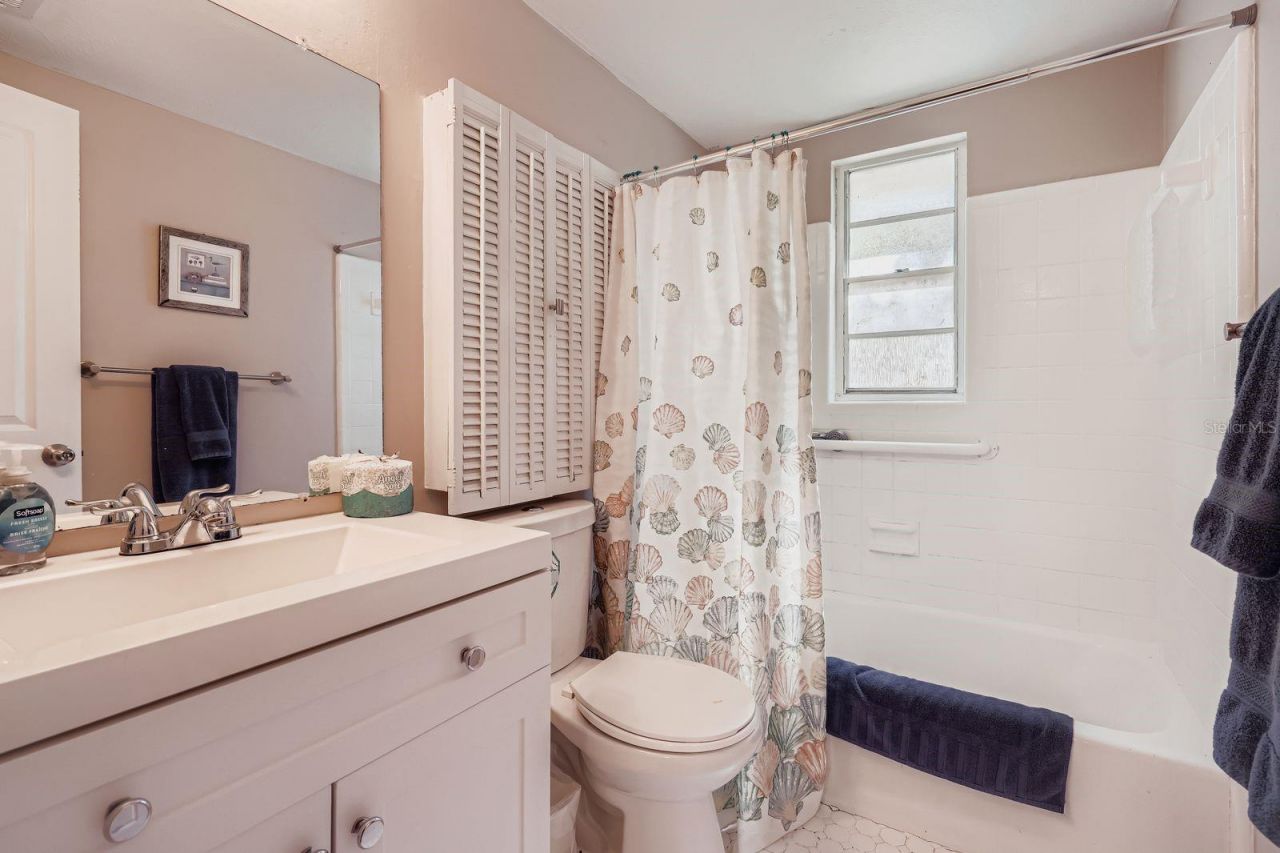 7008 Creek Drive, New Port Richey, FL 34655 Photo