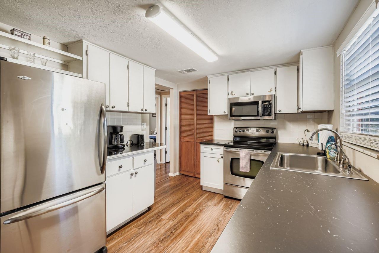 7008 Creek Drive, New Port Richey, FL 34655 Photo
