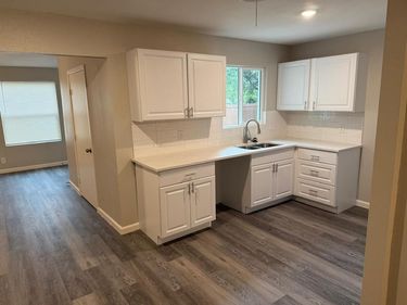 925 Bluewood Drive, Dallas, TX 75232