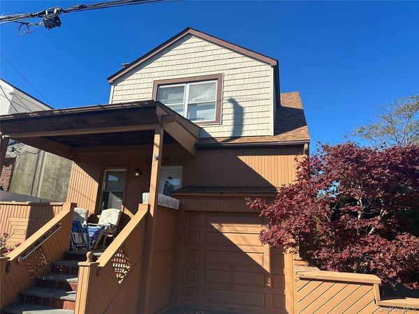 51 Malone Avenue, Unit Whole Hous, East Atlantic Beach, NY 11561