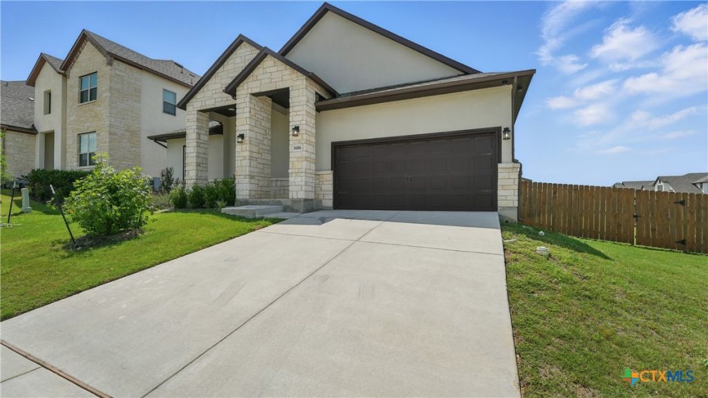 1606 Folk Victorian, New Braunfels, TX 78132 Main Photo