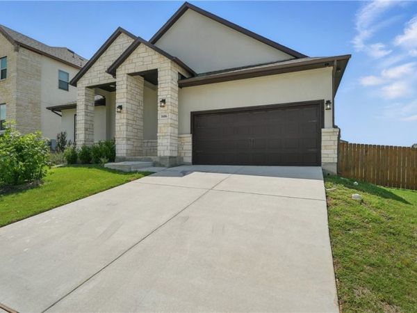 1606 Folk Victorian, New Braunfels, TX 78132