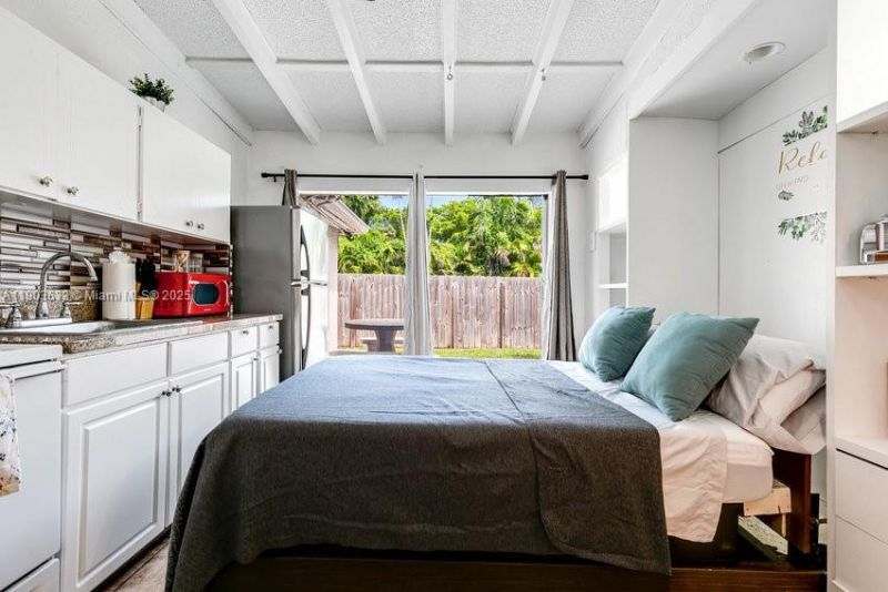 Please Call For Address, Unit 4, Hollywood, FL 33020 Photo