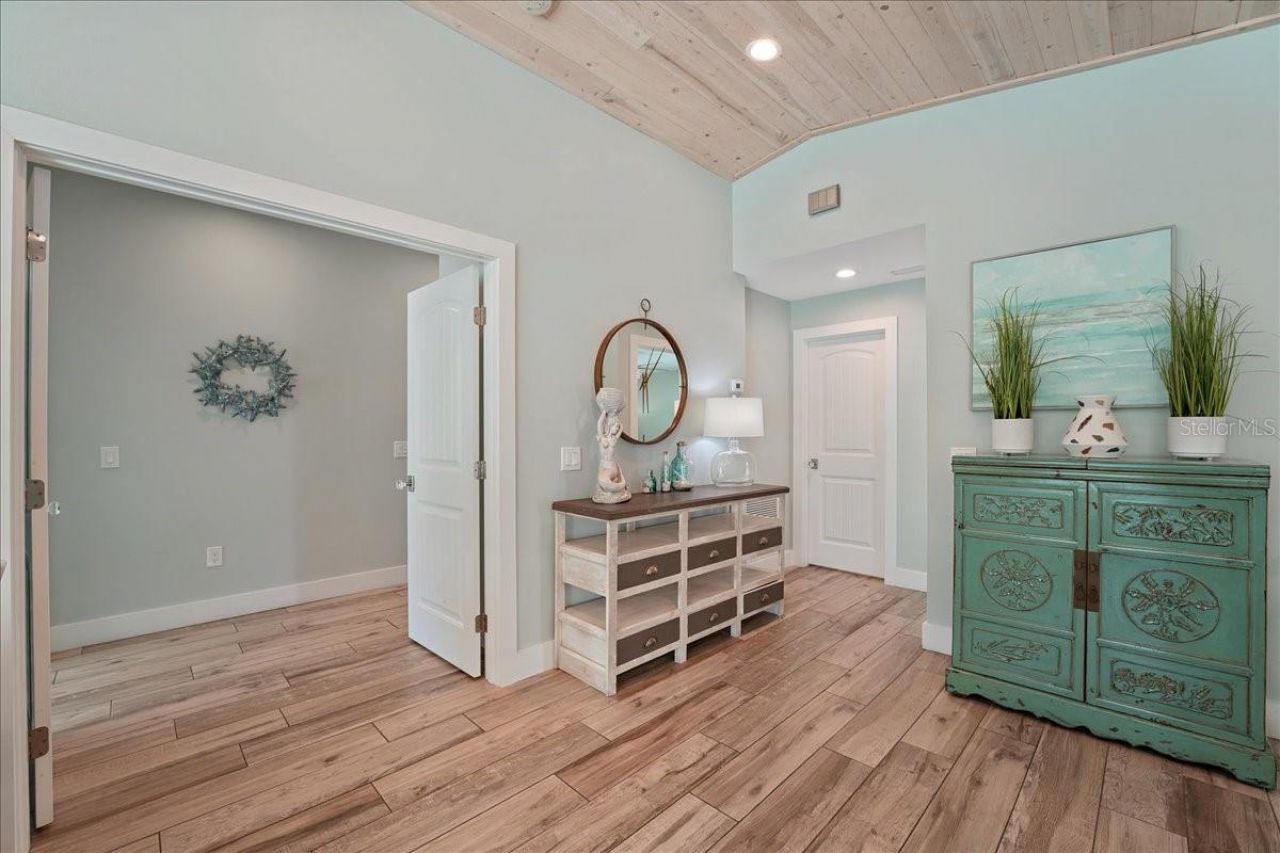 111 Cedar Avenue, Anna Maria, FL 34216 Photo