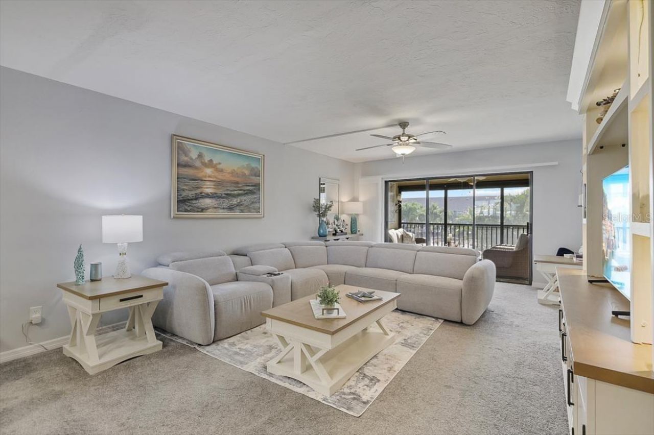 4719 SE 17th Place, Unit 208, Cape Coral, FL 33904 Photo