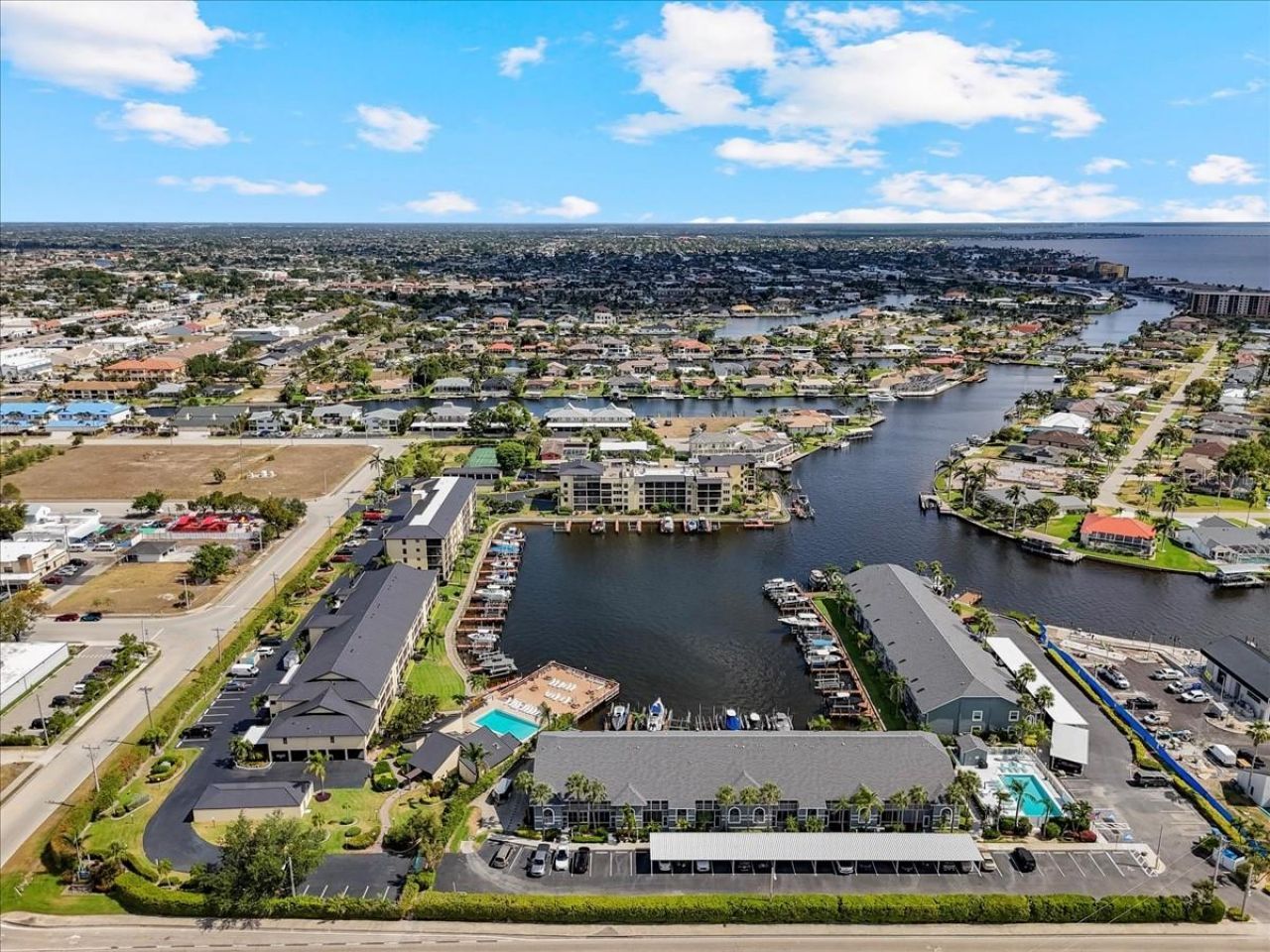 4719 SE 17th Place, Unit 208, Cape Coral, FL 33904 Photo