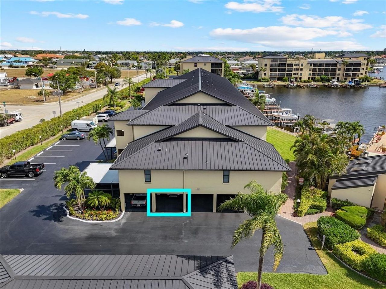 4719 SE 17th Place, Unit 208, Cape Coral, FL 33904 Photo