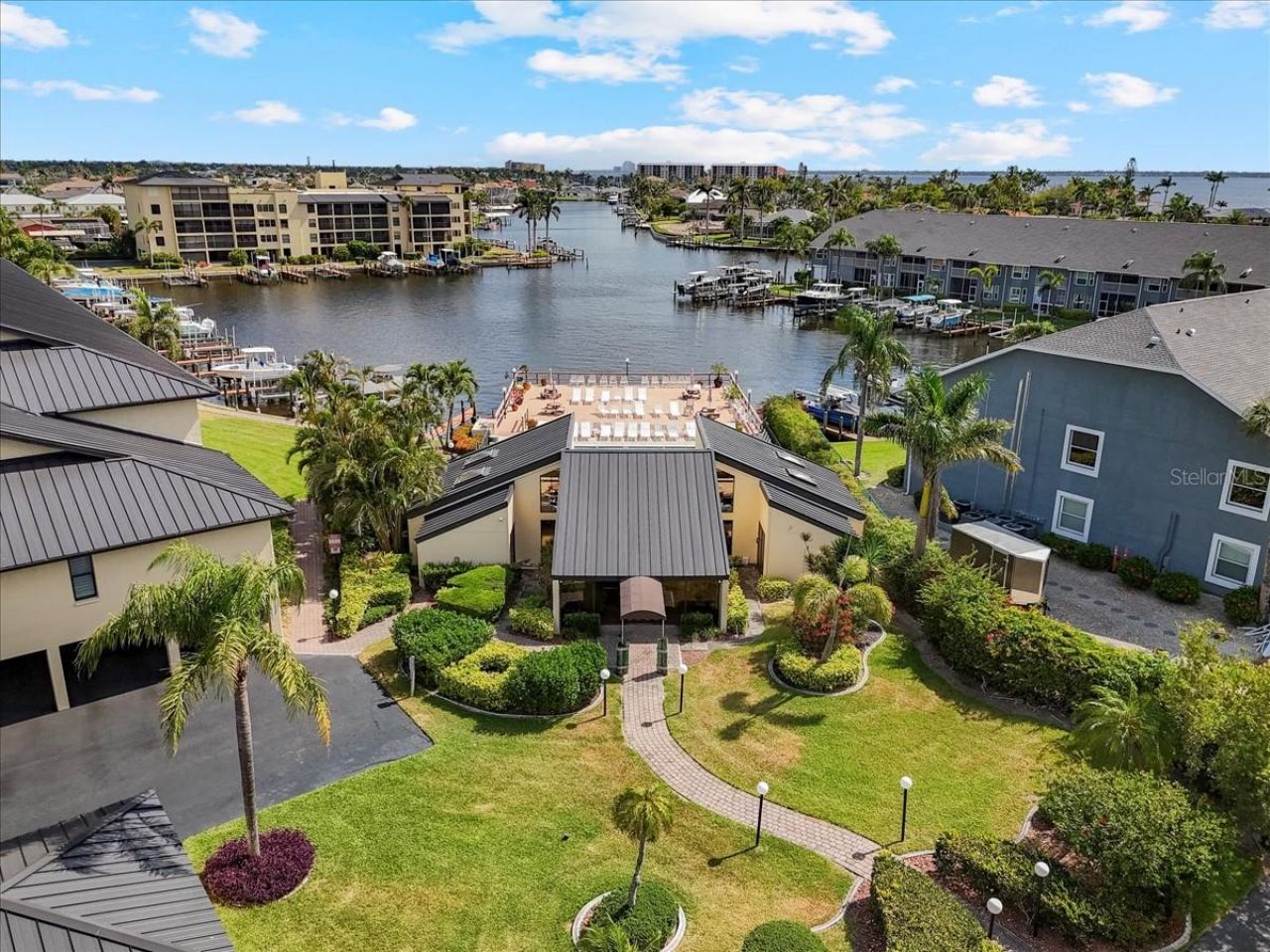 4719 SE 17th Place, Unit 208, Cape Coral, FL 33904 Photo