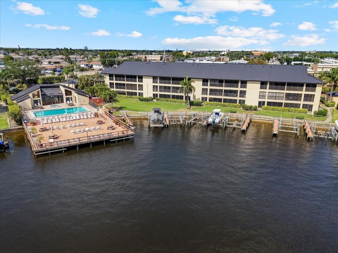 4719 SE 17th Place, Unit 208, Cape Coral, FL 33904 Photo