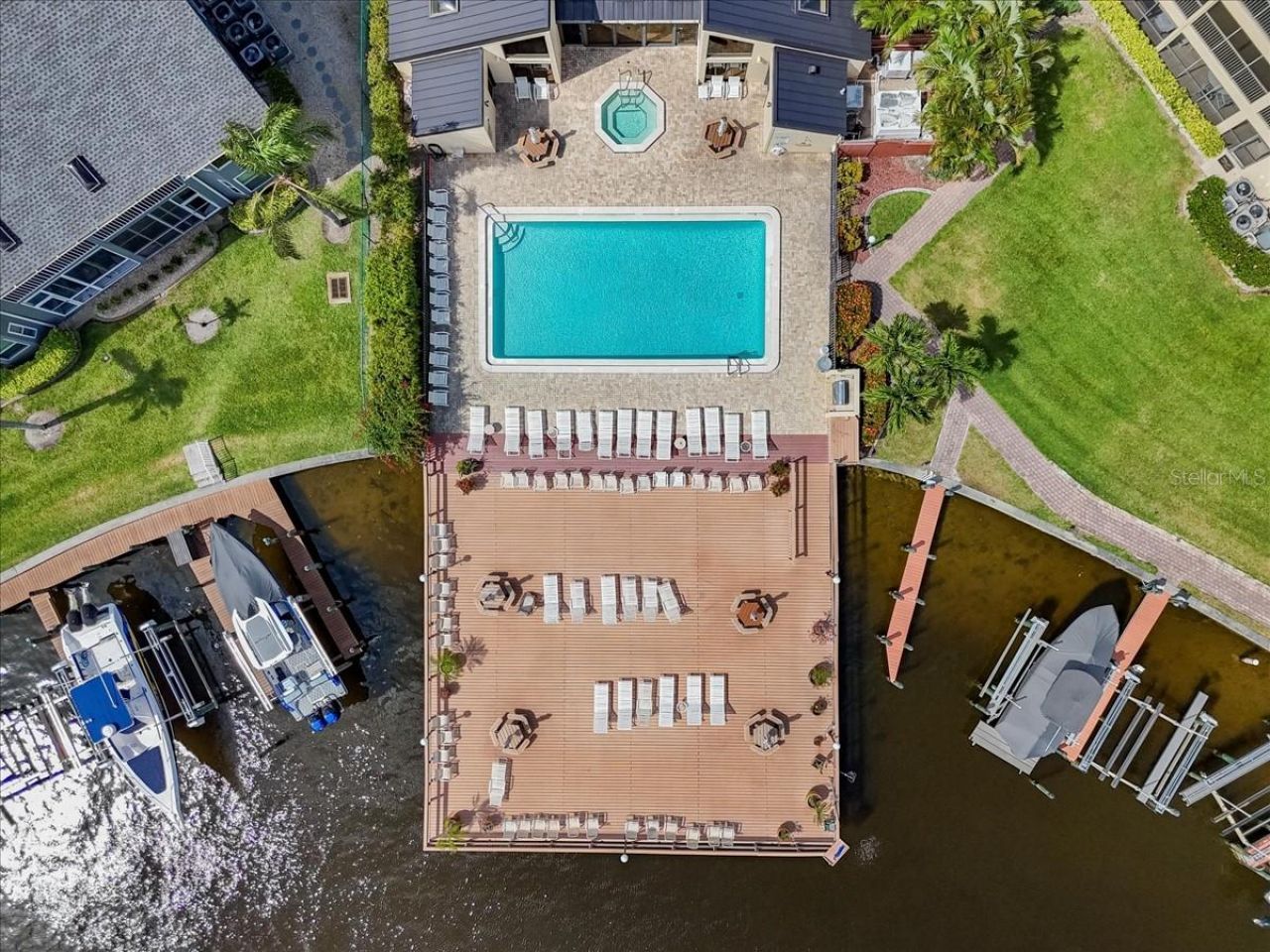 4719 SE 17th Place, Unit 208, Cape Coral, FL 33904 Photo