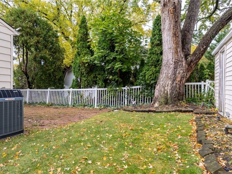 20147 Hilliard Boulevard, Rocky River, OH 44116 Photo 7