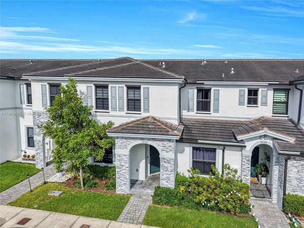 18320 SW 148th Rd, Miami, FL 33187
