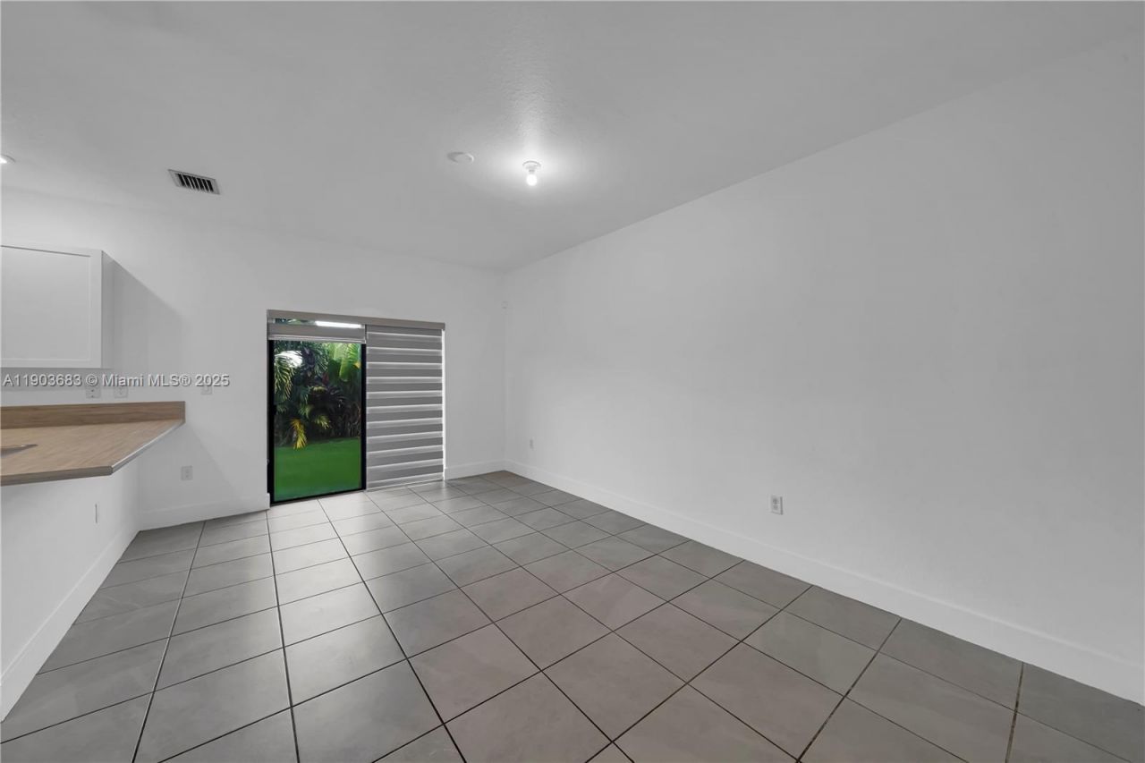 18320 SW 148th Rd, Miami, FL 33187 Photo