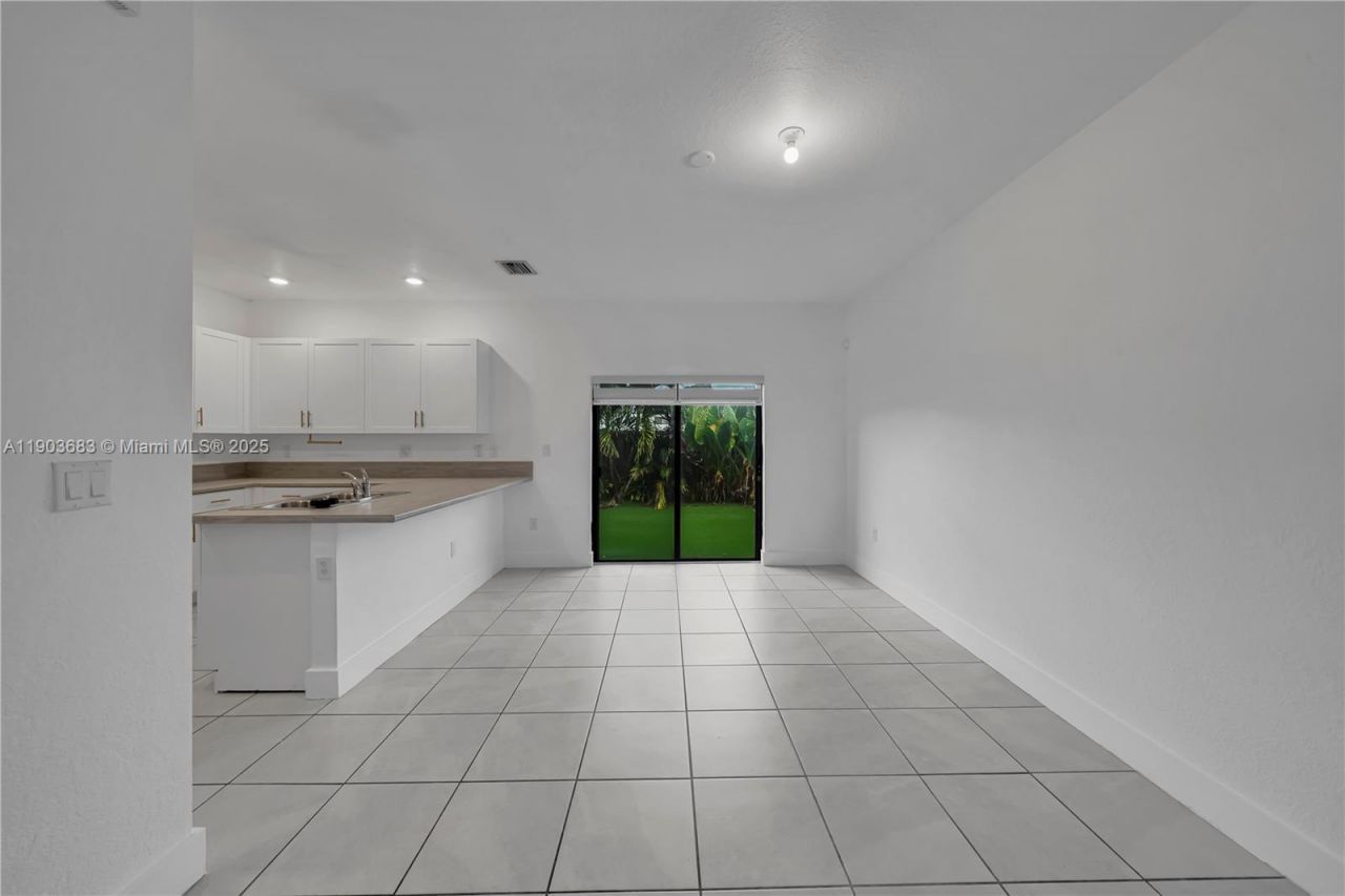 18320 SW 148th Rd, Miami, FL 33187 Photo