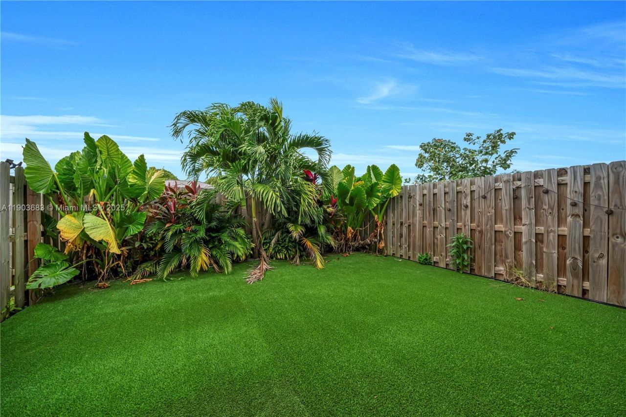 18320 SW 148th Rd, Miami, FL 33187 Photo