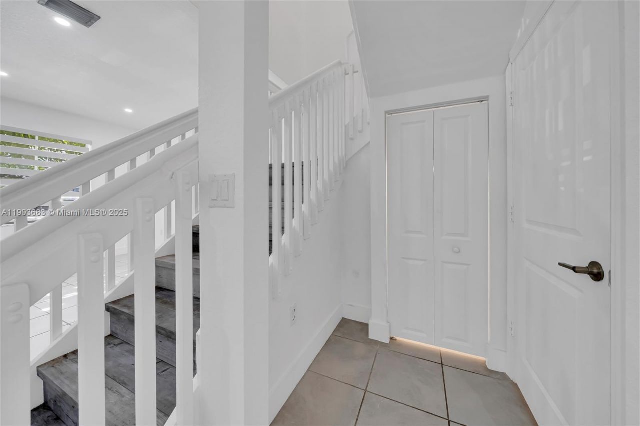 18320 SW 148th Rd, Miami, FL 33187 Photo