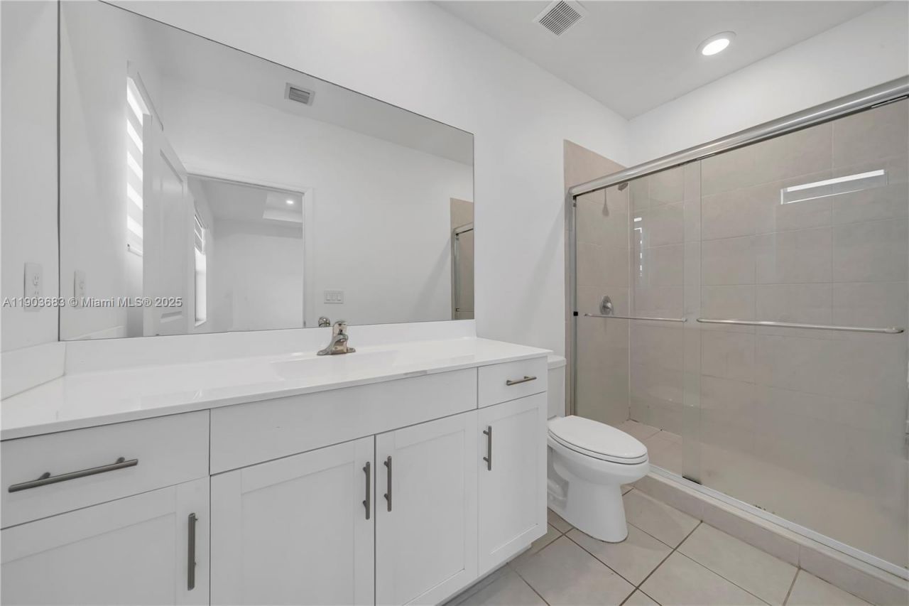 18320 SW 148th Rd, Miami, FL 33187 Photo