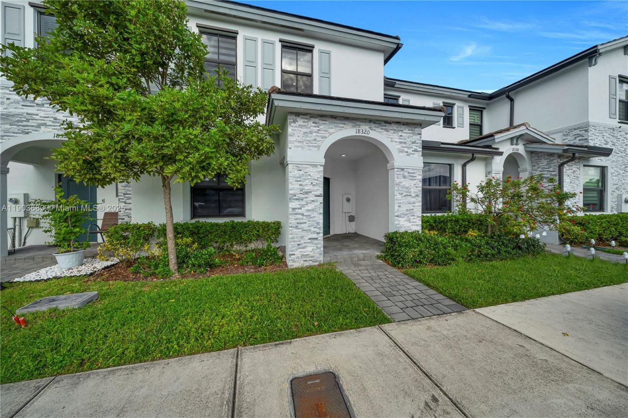 18320 SW 148th Rd, Miami, FL 33187 Photo
