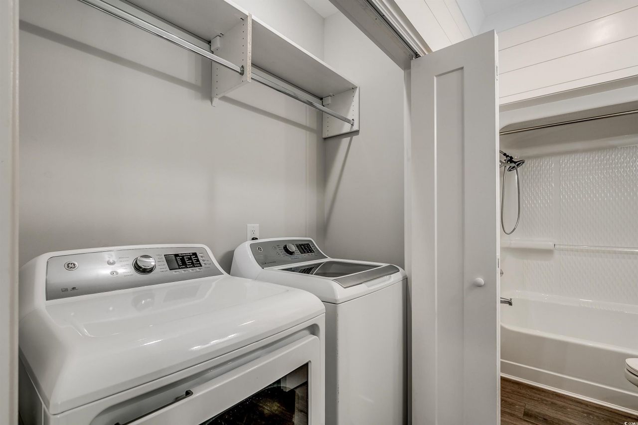 4510 Lightkeepers Way Photo 24