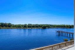 4510 Lightkeepers Way photo 4