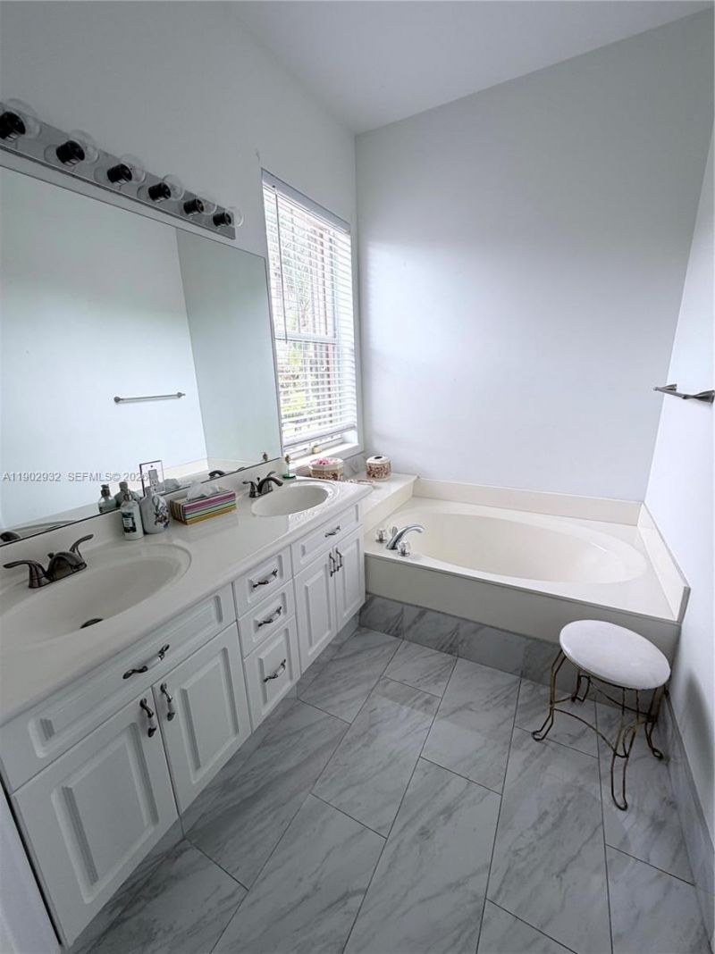 1856 Silverbell Ter, Weston, FL 33327 Photo