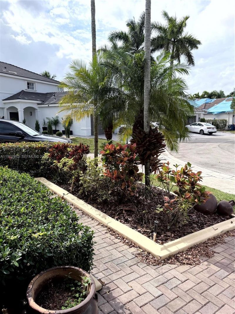 1856 Silverbell Ter, Weston, FL 33327 Photo