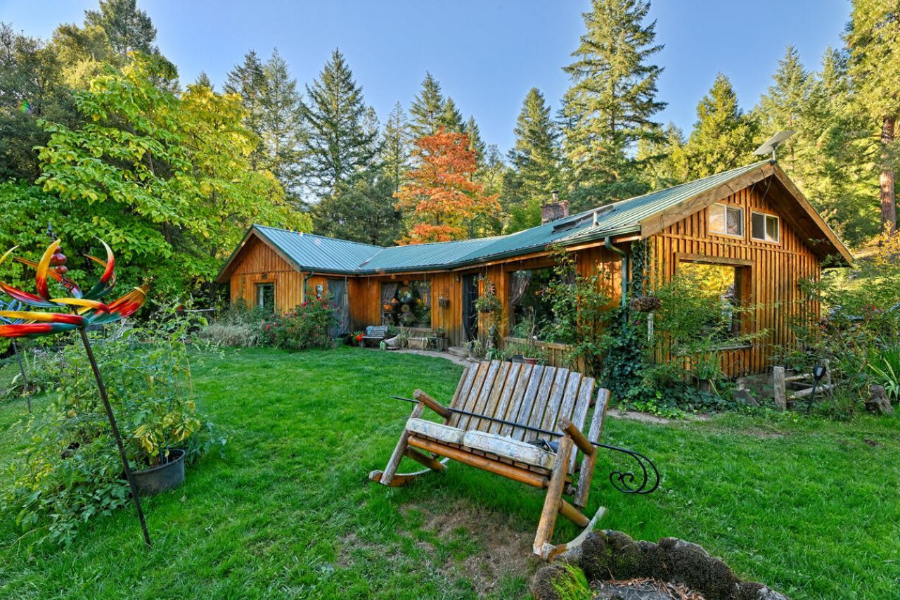 2742 Speaker Road, Wolf Creek, OR 97497 Main Photo