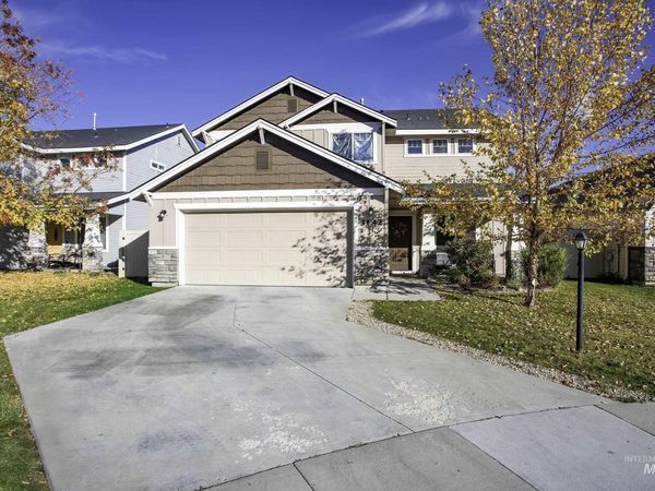 3142 N Sharon Ave, Meridian, ID 83646