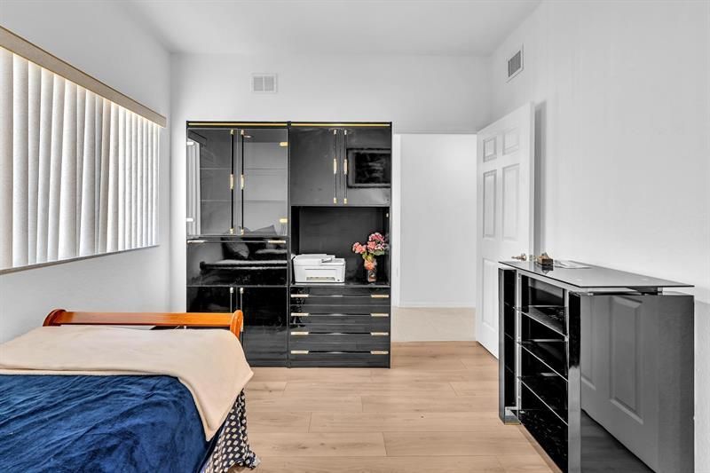 7775 Yardley Drive, Unit 110, Tamarac, FL 33321 Photo