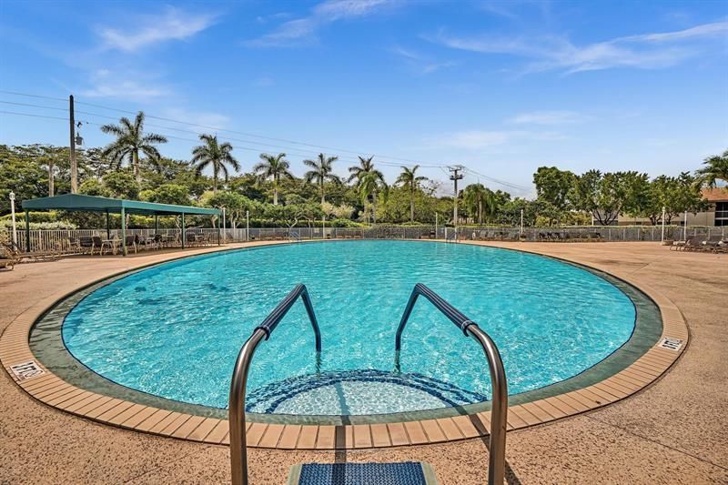 7775 Yardley Drive, Unit 110, Tamarac, FL 33321 Photo