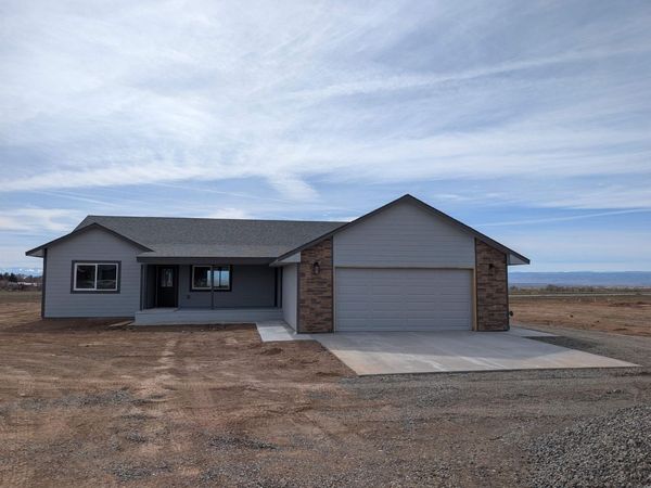 20194 Lilac Lane, Eckert, CO 81418