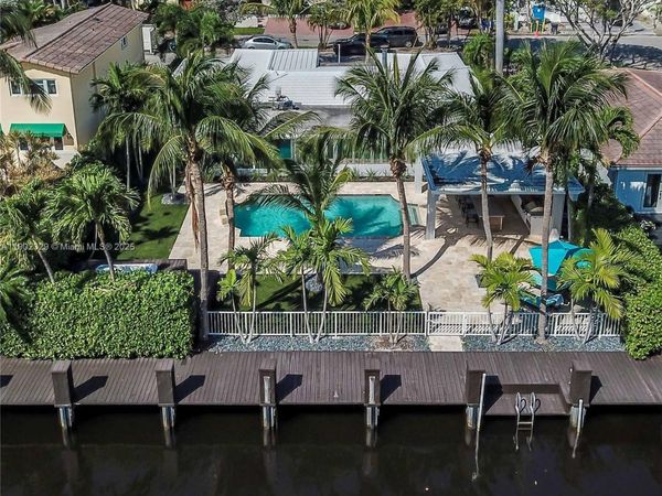 404 Coconut Isle Dr, Fort Lauderdale, FL 33301