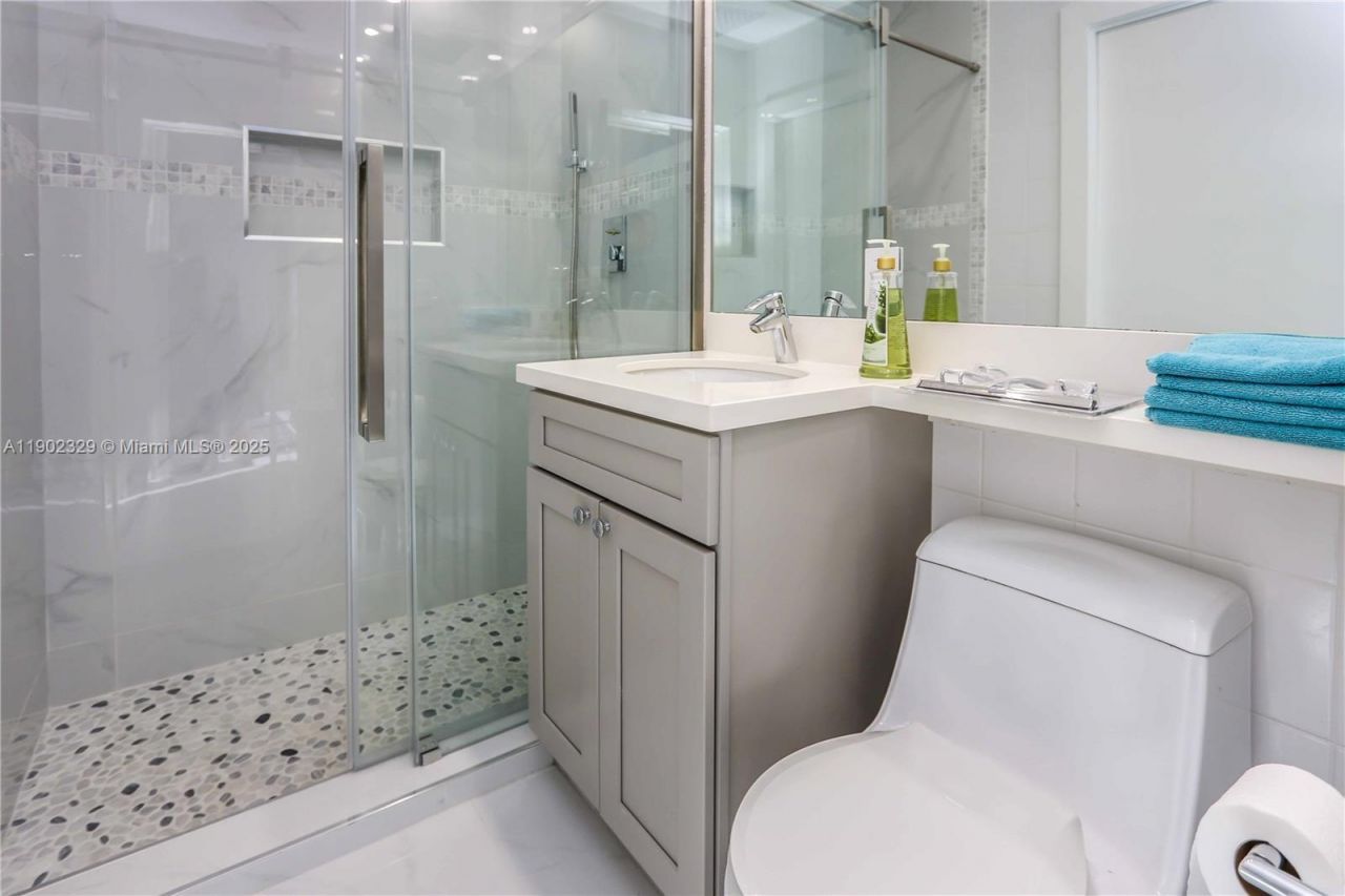 404 Coconut Isle Dr, Fort Lauderdale, FL 33301 Photo