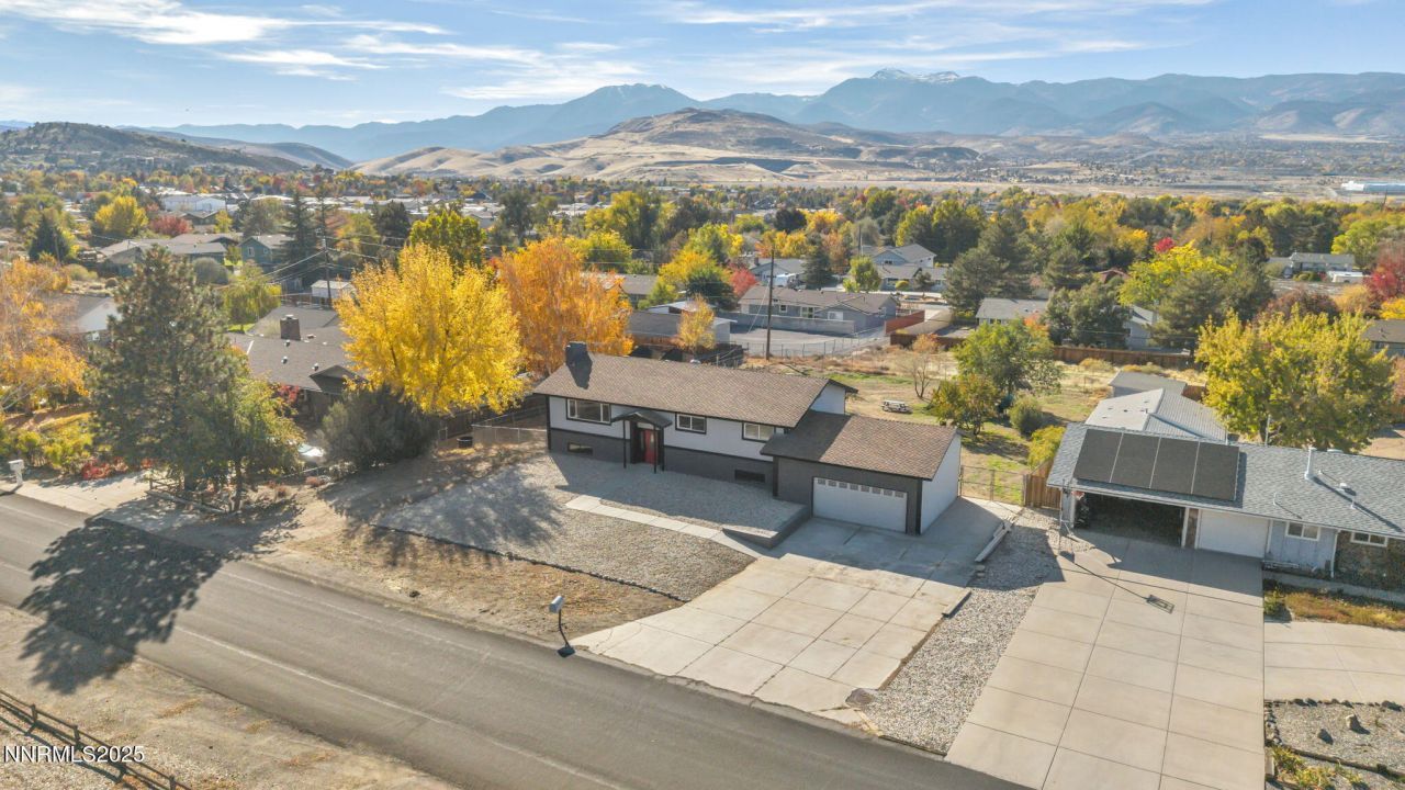 14595 Chamy Drive, Reno, NV 89521 Photo