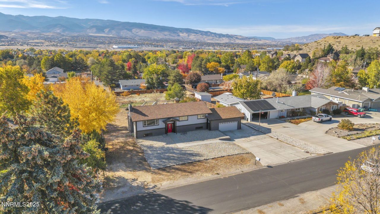 14595 Chamy Drive, Reno, NV 89521 Photo