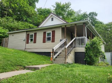 26 Todd Street, Livingston, KY 40445