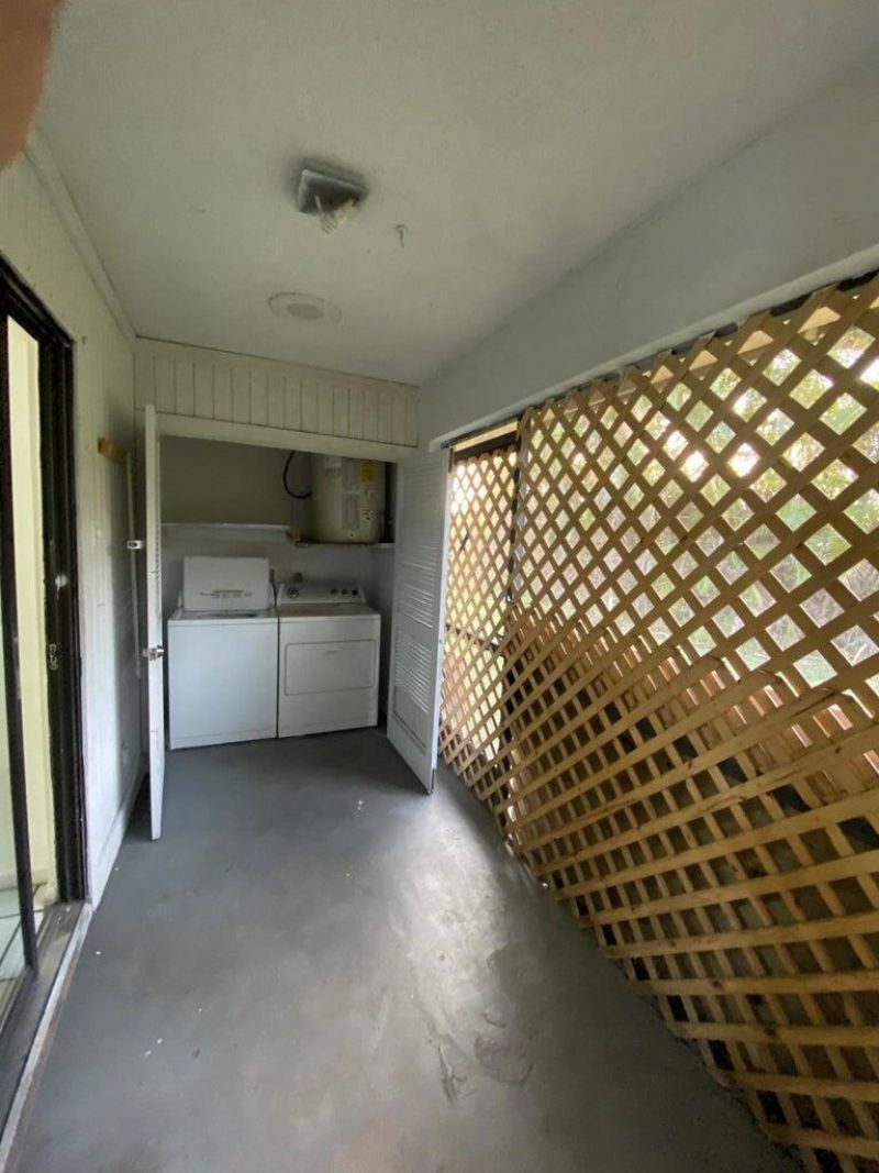 399 Glenwood Drive, West Palm Beach, FL 33415 Photo