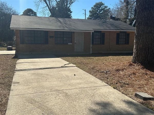 1119 Southland Park Drive, Shreveport, LA 71118