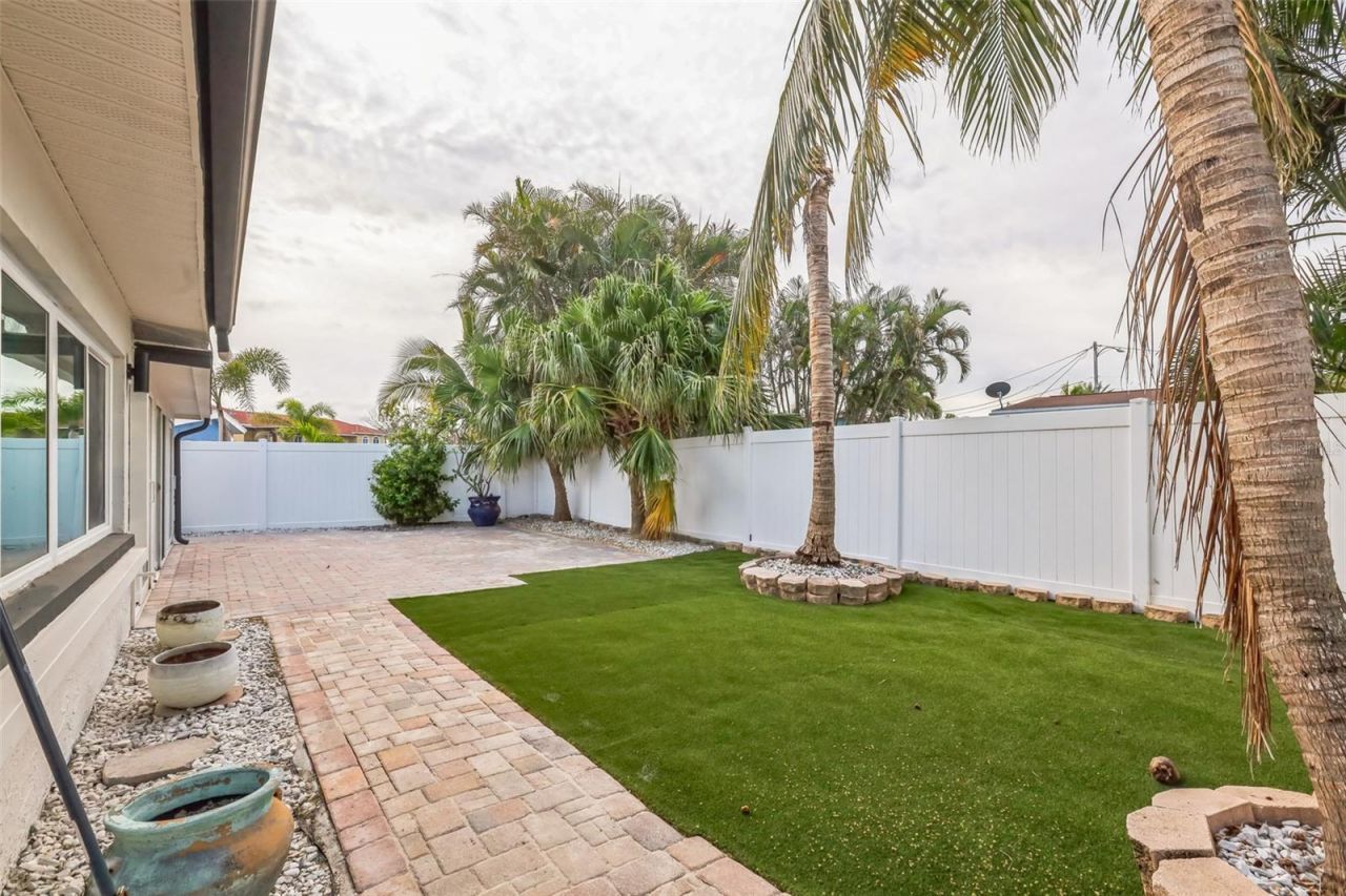 747 Pruitt Drive, Madeira Beach, FL 33708 Photo