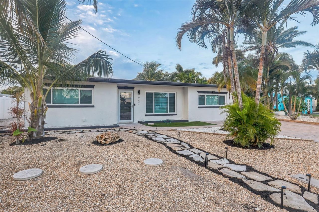747 Pruitt Drive, Madeira Beach, FL 33708 Photo