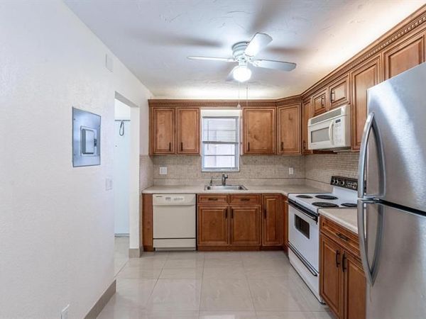 2551 Aragon Boulevard, Unit 406, Sunrise, FL 33322