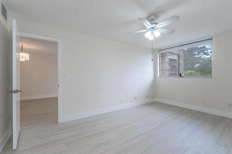 2551 Aragon Boulevard, Unit 406, Sunrise, FL 33322 Photo