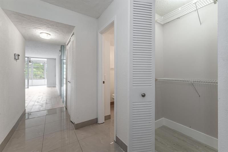 2551 Aragon Boulevard, Unit 406, Sunrise, FL 33322 Photo