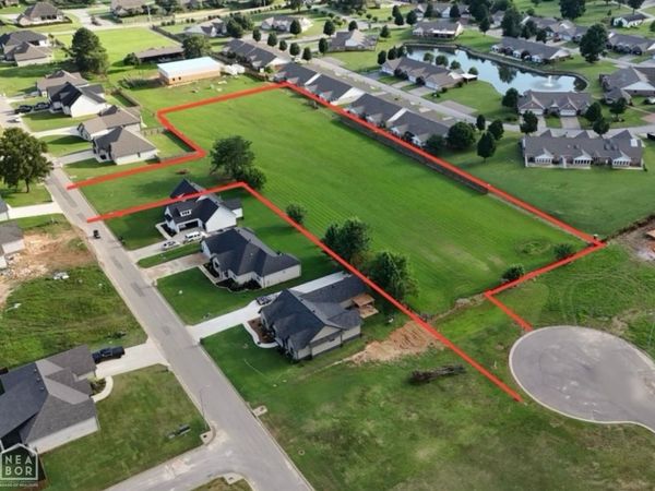 1600 S 30th Street, Paragould, AR 72450