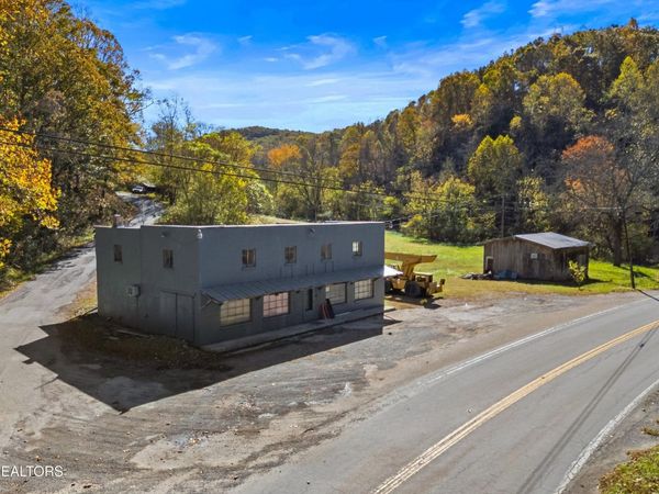 Highway 70 N, Eidson, TN 37731