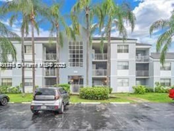 8670 SW 212th St, Unit 108, Cutler Bay, FL 33189