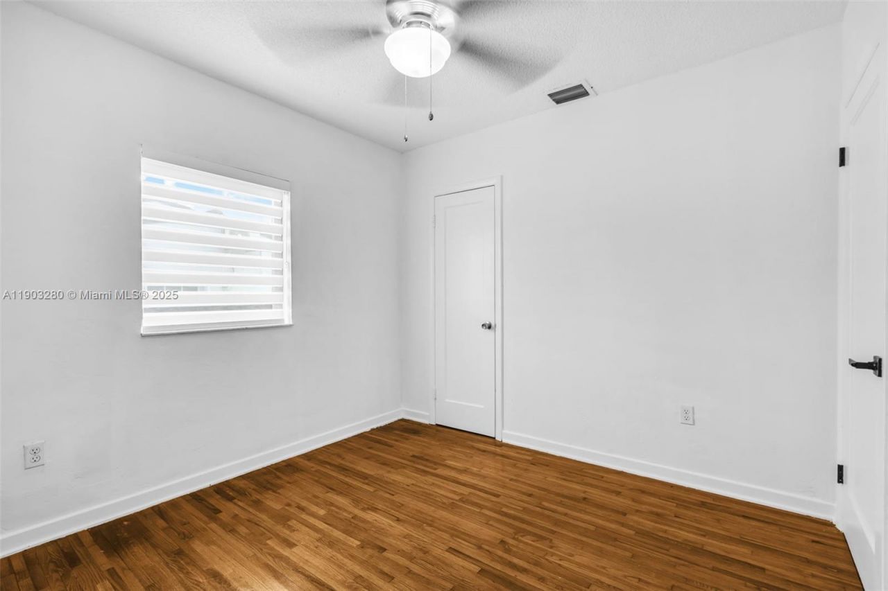 175 W 56th St, Hialeah, FL 33012 Photo